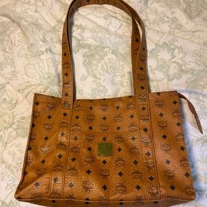 MCM vintage shoulder bag - barely used